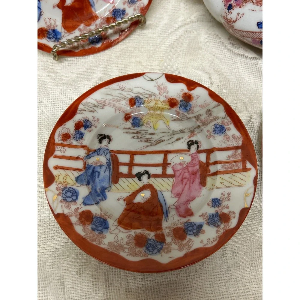 Vintage Japanese Three Geisha‎ Girls Porcelain Sugar Bowl, Lid and 3 Saucers Set